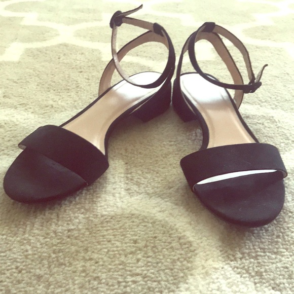 a new day Shoes - A new day block heel sandal